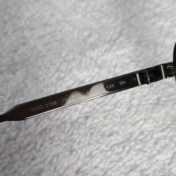 Authentic Men's Versace Aviator Sunglasses - Picture 5 of 6